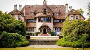 Comment acheter une maison au-dessus de ses moyens ?